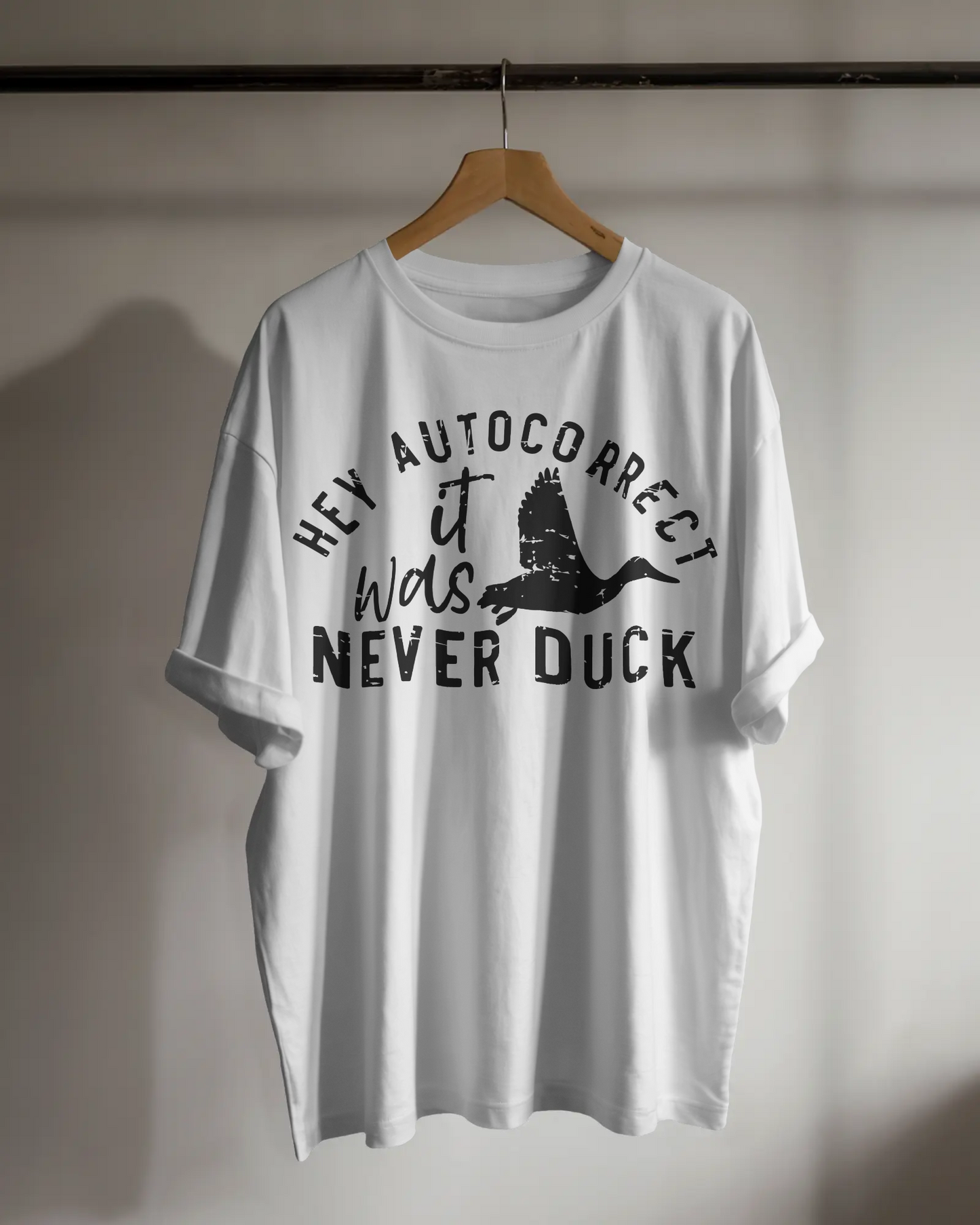 BISHAM HEY AUTO CORRECT GOOSE TEE
